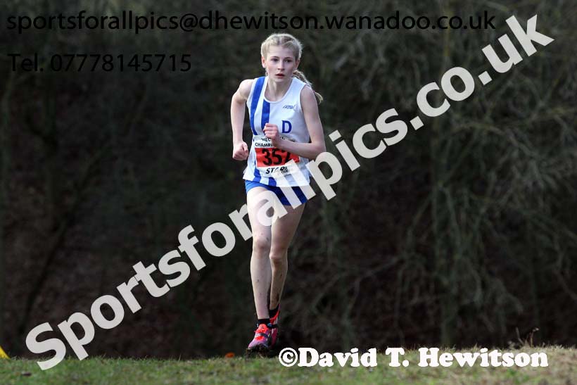 Girls under-15s North Eastern Cross Country, Aykley Heads, Durham. Photo: David T. Hewitson/Sports for All Pics
